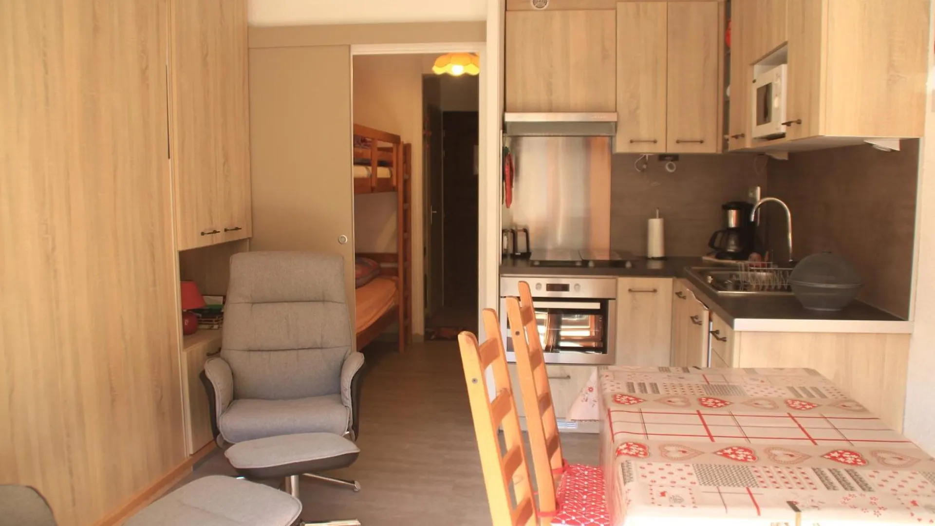 Apartment Portes Du Soleil Psa46 Telecabine & Mountain 4 Per Chatel