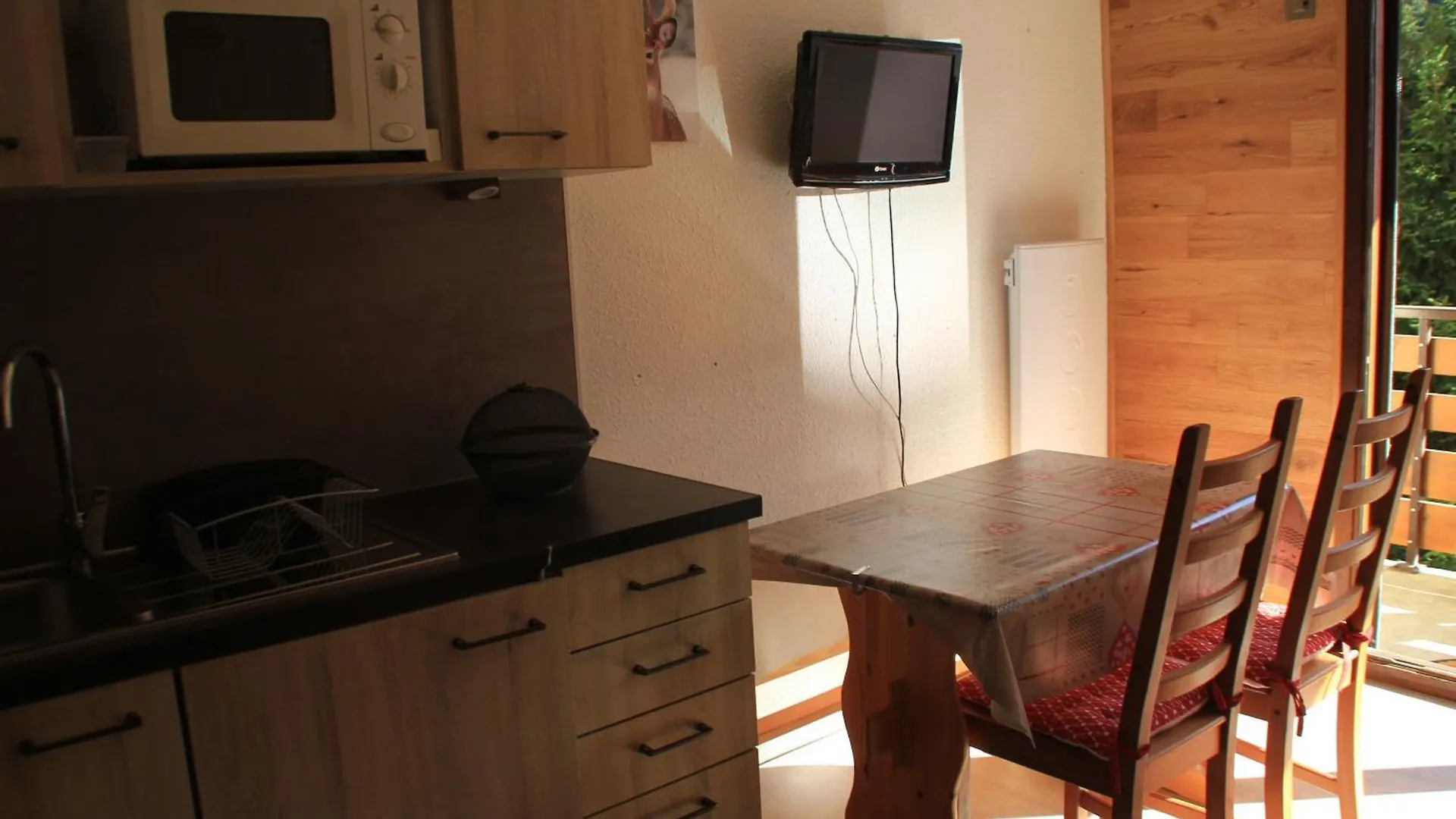 Apartment Portes Du Soleil Psa46 Telecabine & Mountain 4 Per Chatel France